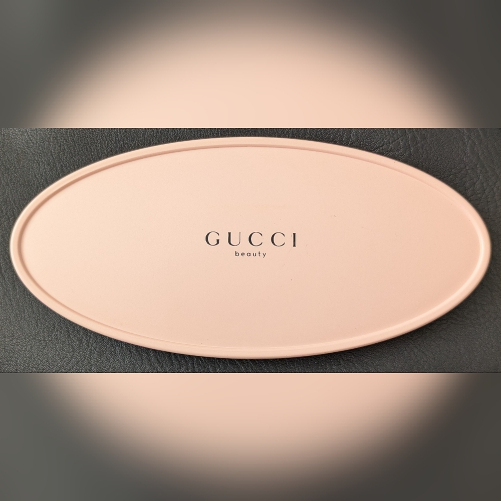 Gucci Beauty Soft Pink Oval Makeup Mirror